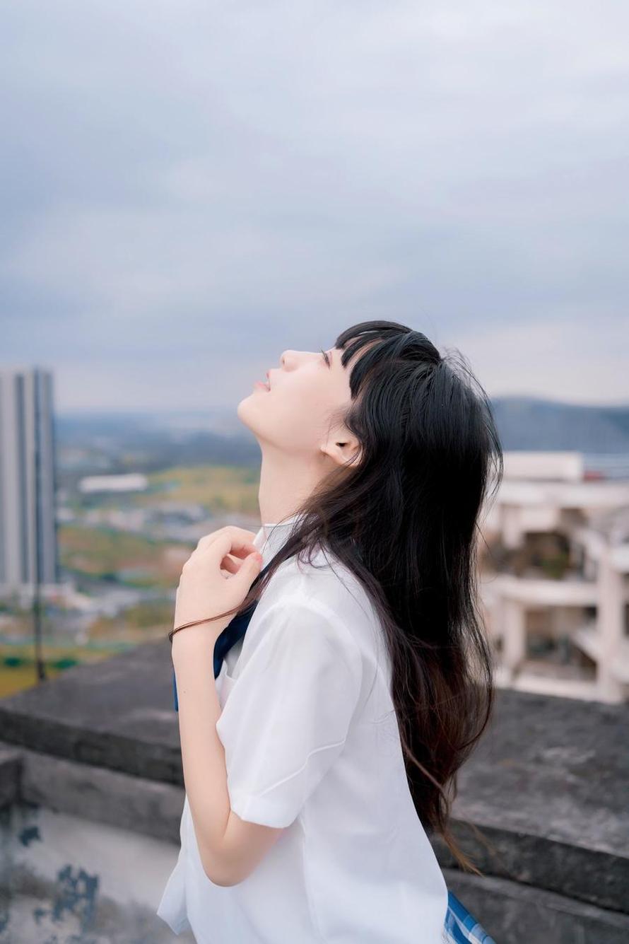 usejan蓝蓝全部之美图集：精致细腻，别具一格。
