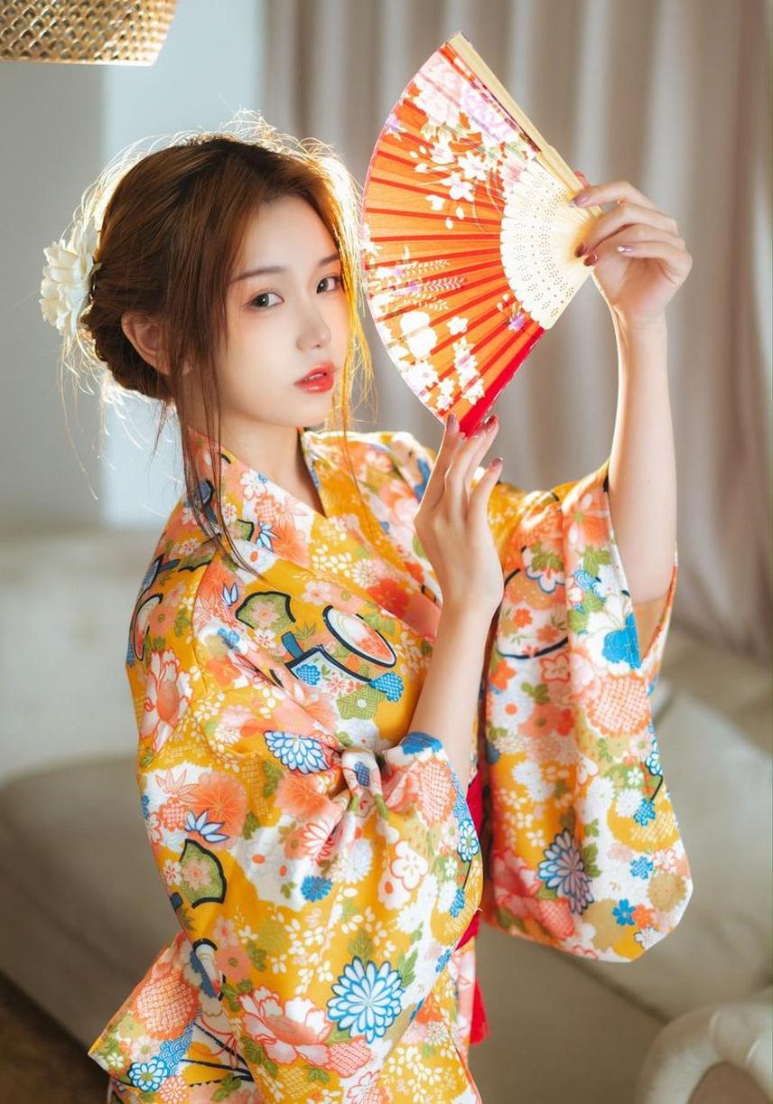 海量cos美照，亦南南南小乖一键下载图包