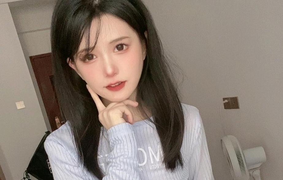 美女coser倦倦喵放课后体操服链接原图大放送