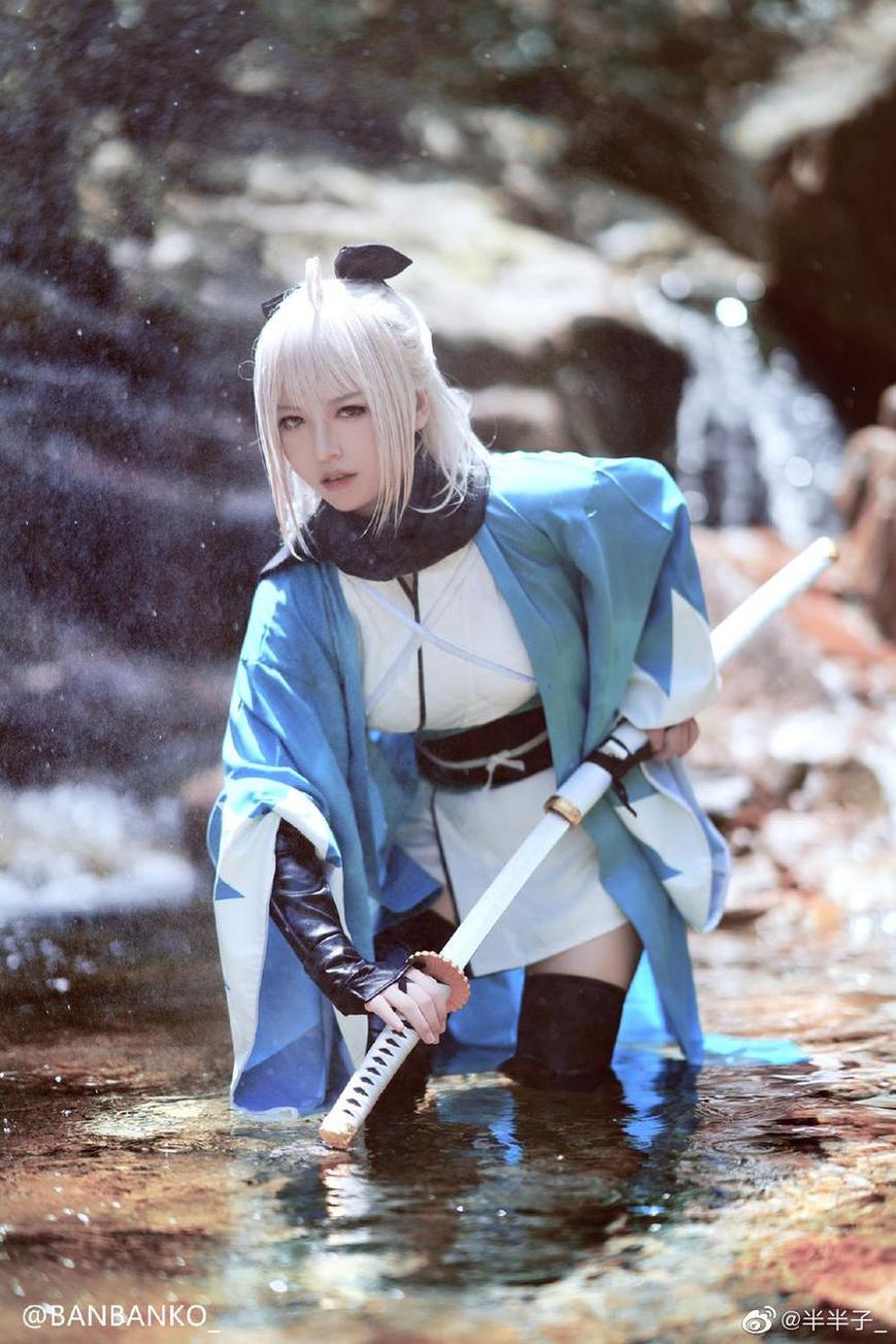 半半子cos大耻度，照片赏析带你进入cosplay的世界