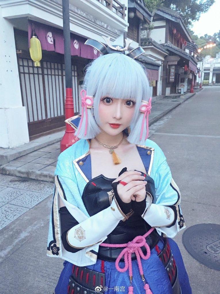 南宫cos闪灵全集，原图风靡整个cos圈，这才是花式cos的完美演绎