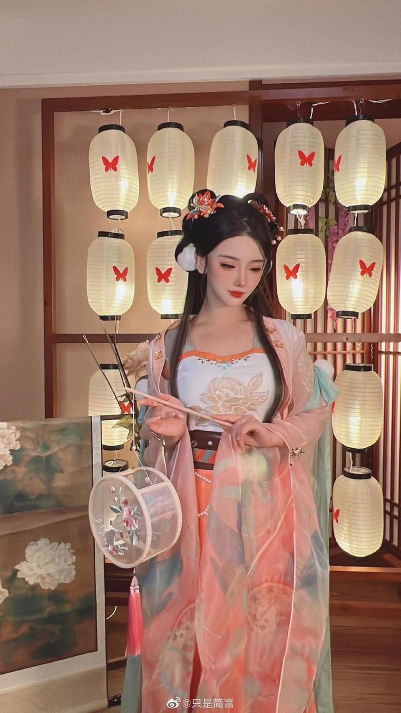 只是简言cos图集：一套完美的美图收藏
