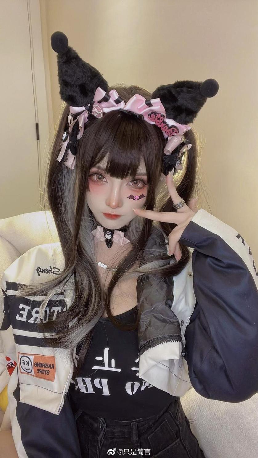 完美代表的只是简言cosplay作品