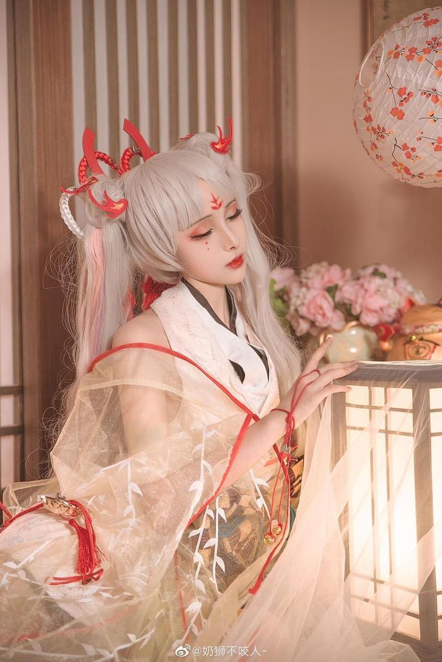 比起cos，更像花痴——奶狮不咬人cos花嫁的美图相册