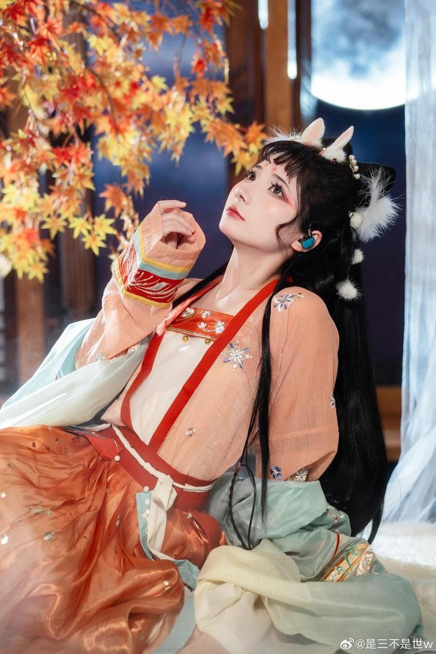 是三不是世w全套，完美cosplay作品展示
