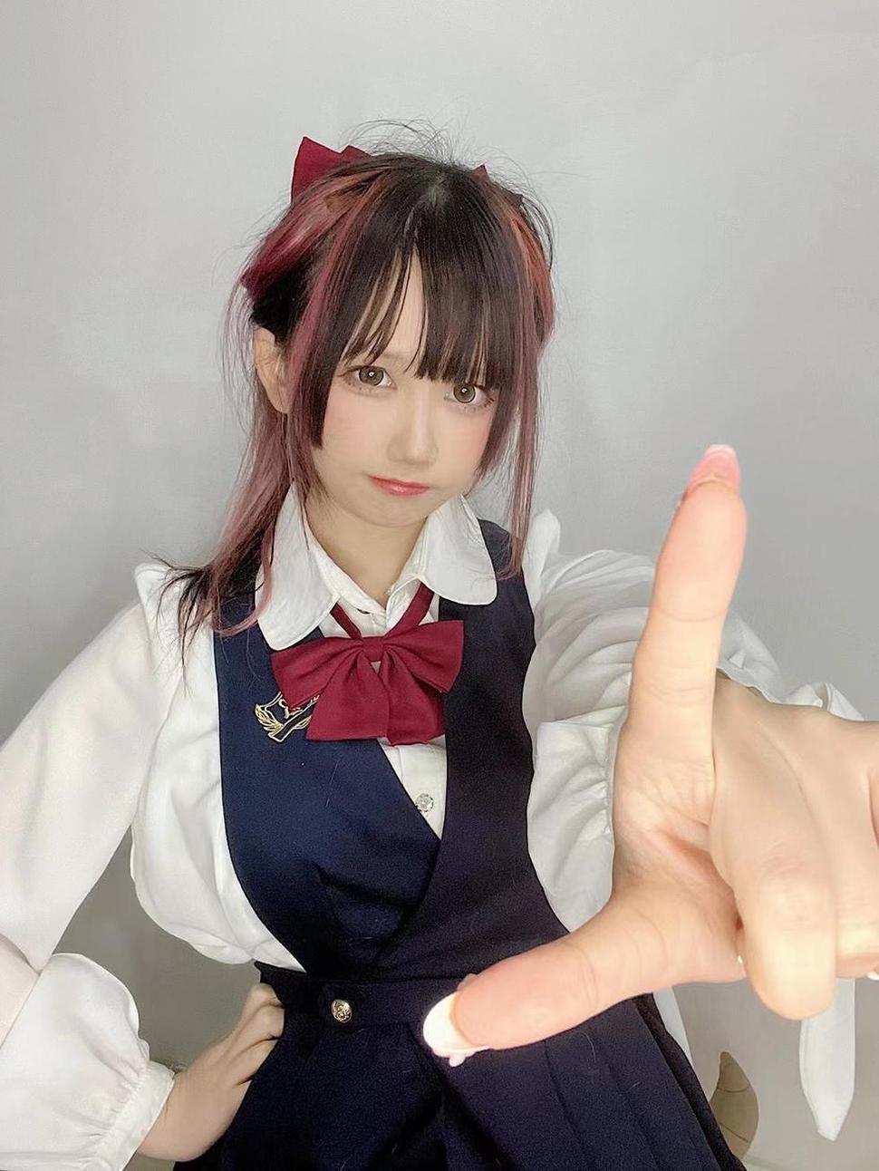 浅野菌子被石锤，这份作品的美感让人心动