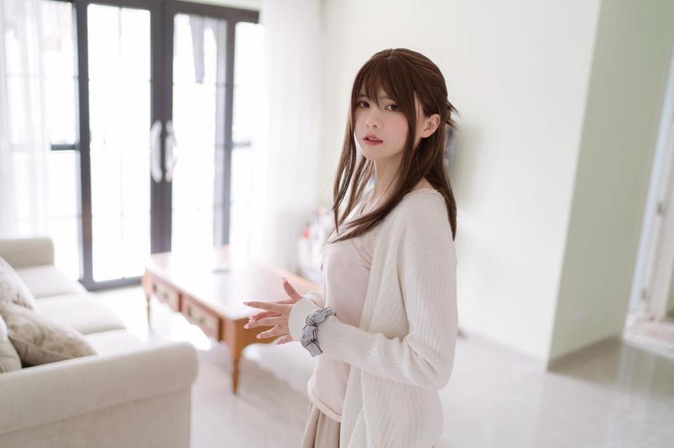 一览无余——眼酱大魔王灰丝的最新cos合集来袭