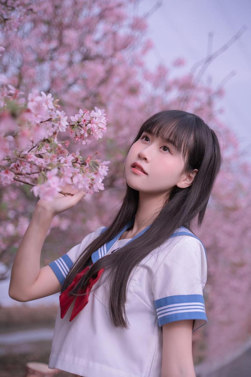 看萌芽儿o的微博图片，你一定会爱上她的cos。
