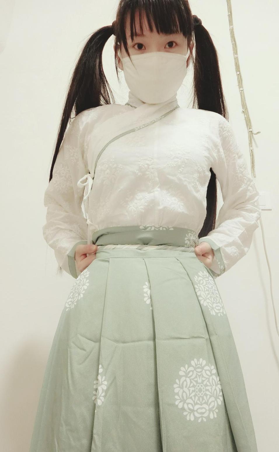 超美特辑：西尔酱蓝色校服的高清摄影作品。