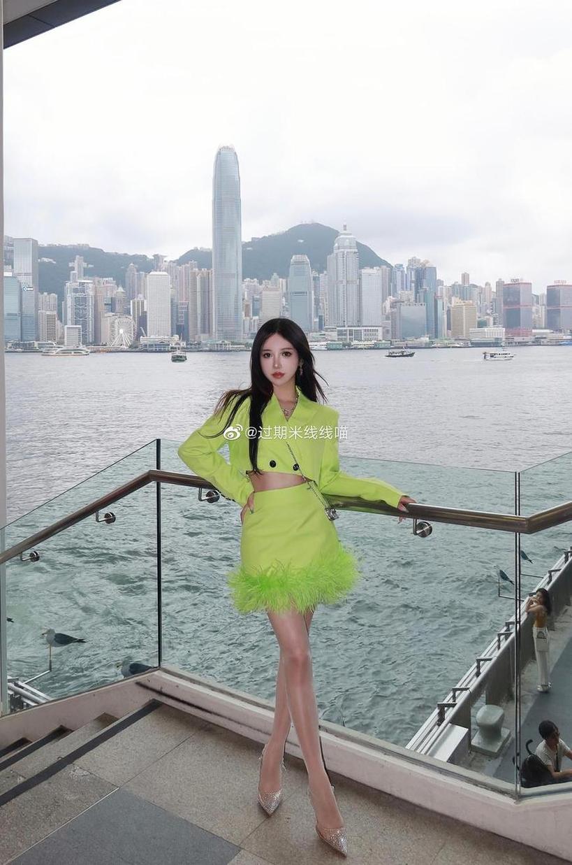 过期米线线喵浴缸tv打造的原图cos作品，让你惊叹不已