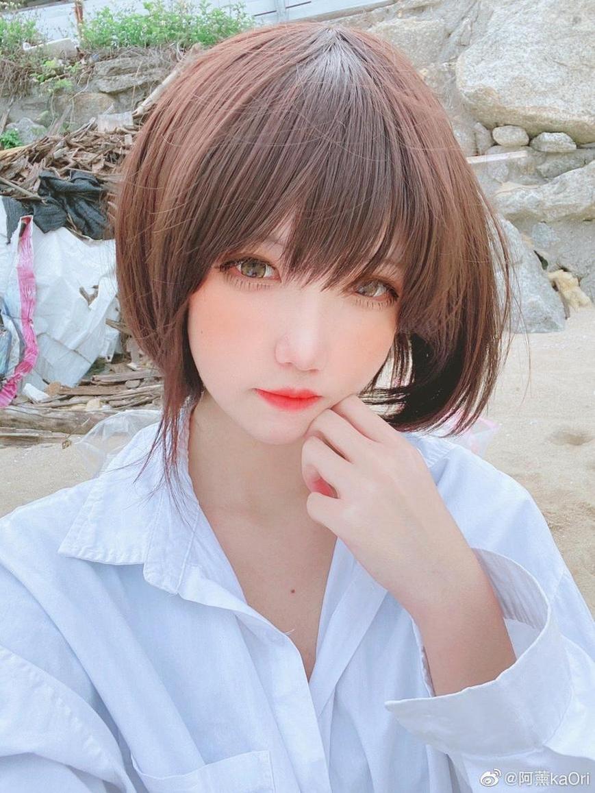 阿薰kaori清道夫惊艳美图，让人忍不住想动手动脚