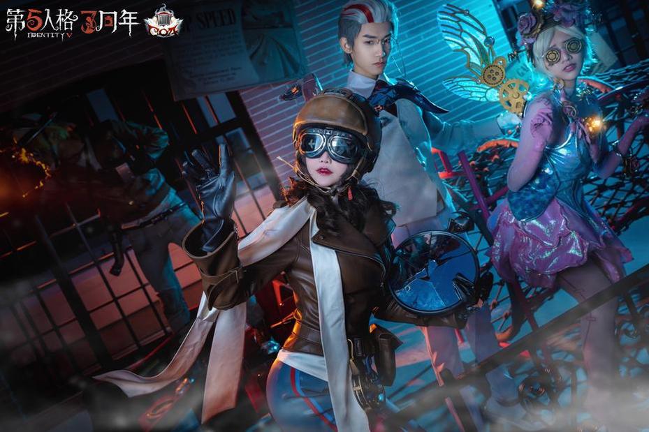 推荐！露儿大魔王壁纸车模cos合集，颜值爆表